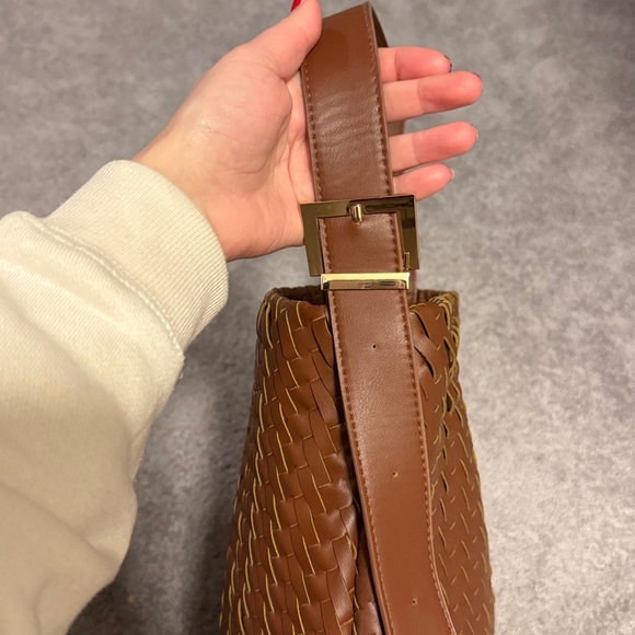 a new day Brown Woven Shoulder Bag - Picture 6 of 6